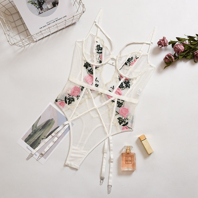 Yimunancy Floral Embrodiery Lingerie Set